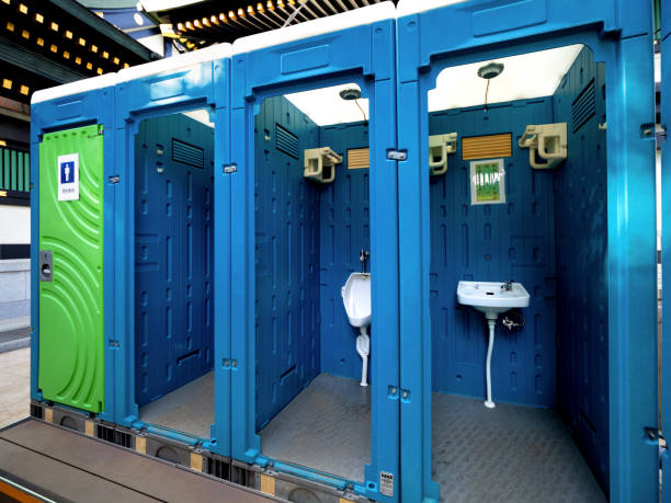 Best Porta potty delivery and setup  in Midway, KY